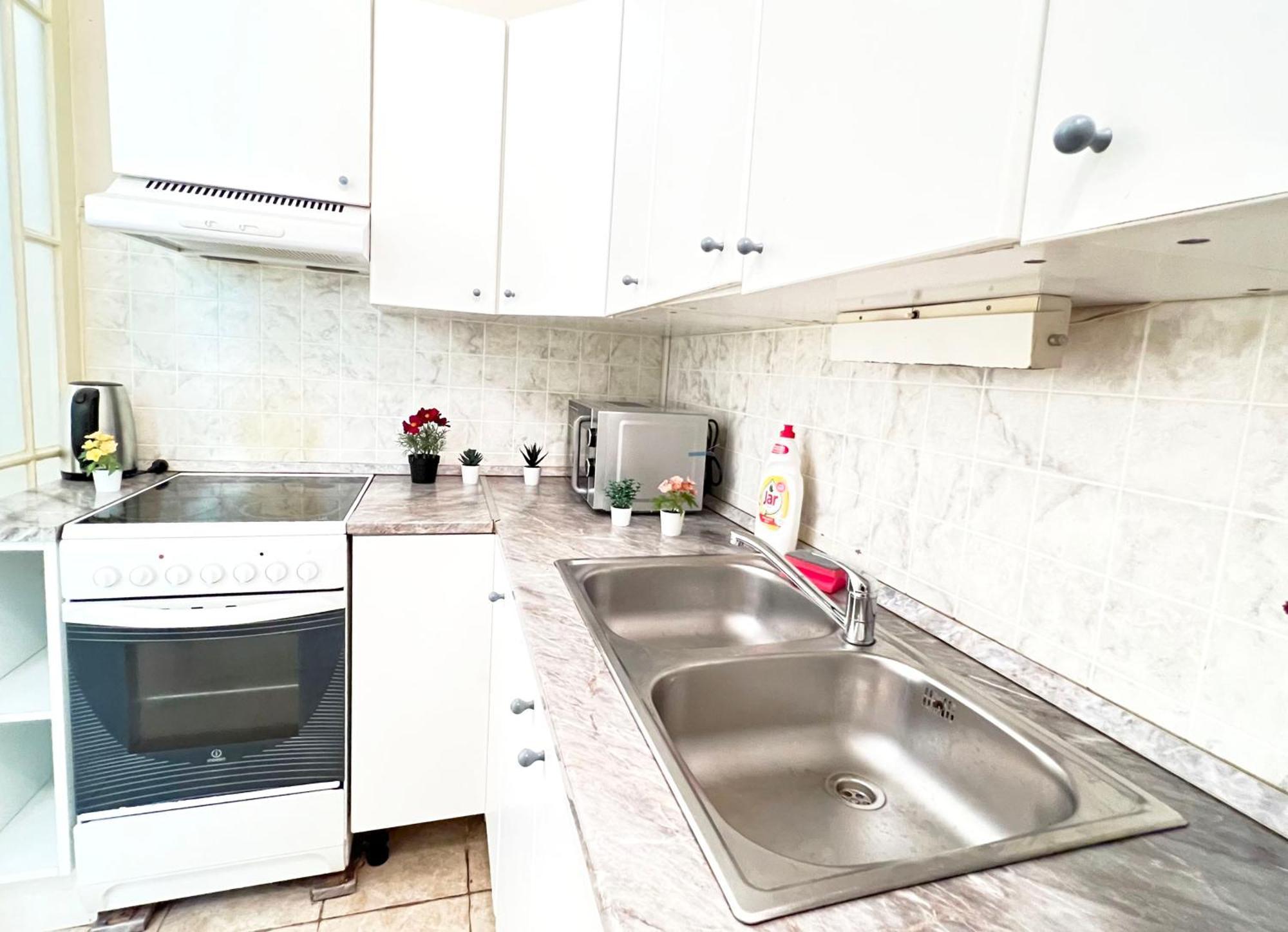 Hogyes Endre Apartman *